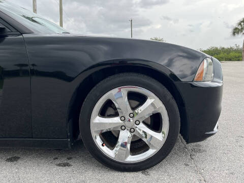 2012 Dodge Charger SXT