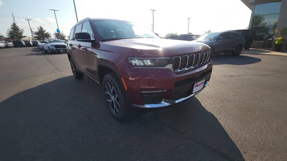 2024 Jeep Grand Cherokee L for sale at Victoria Auto Sales in Victoria, MN