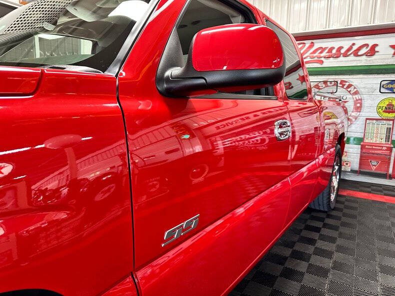 2004 Chevrolet Silverado 1500 SS