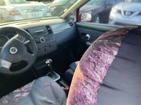 2008 Nissan Versa 1.8 S