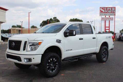 2017 Nissan Titan PRO-4X