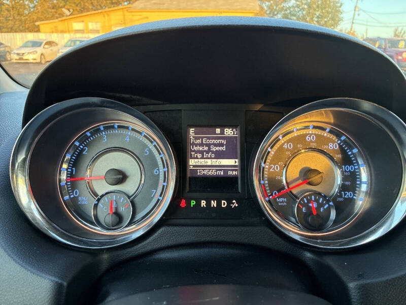 2016 Chrysler Town and Country Touring