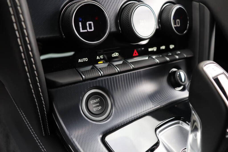 2022 Jaguar F-TYPE P450 R-Dynamic