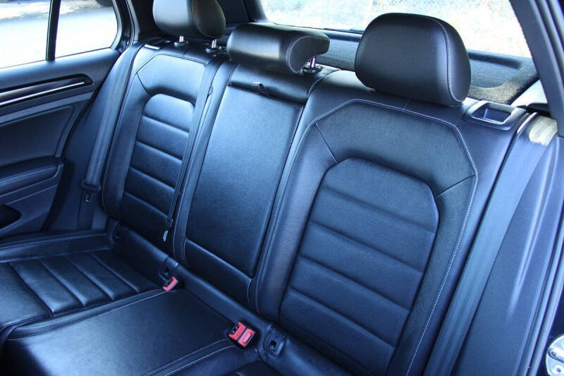 2016 Volkswagen Golf R