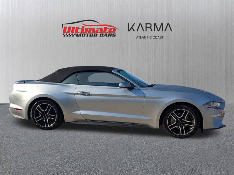 2022 Ford Mustang EcoBoost Premium