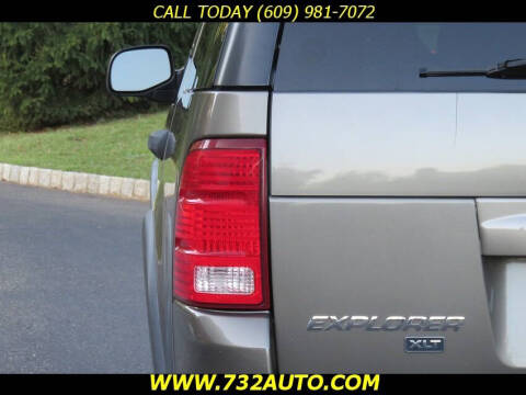 2003 Ford Explorer XLT