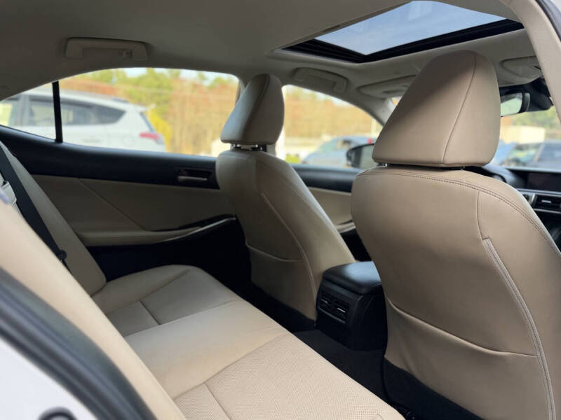 2019 Lexus IS 300
