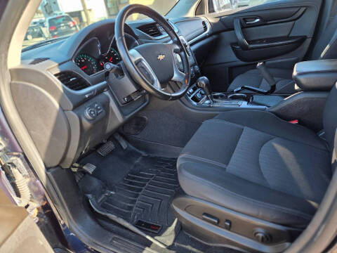 2017 Chevrolet Traverse LT