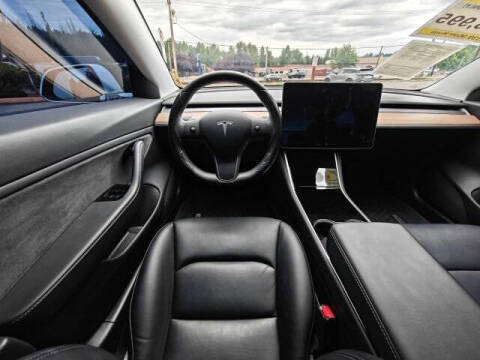 2019 Tesla Model 3 Mid Range