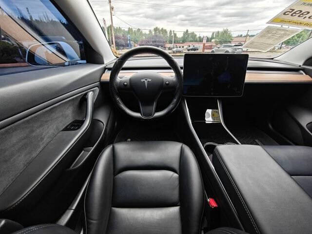 2019 Tesla Model 3 Mid Range