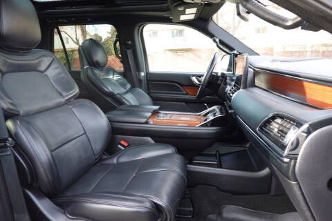 2019 Lincoln Navigator Select