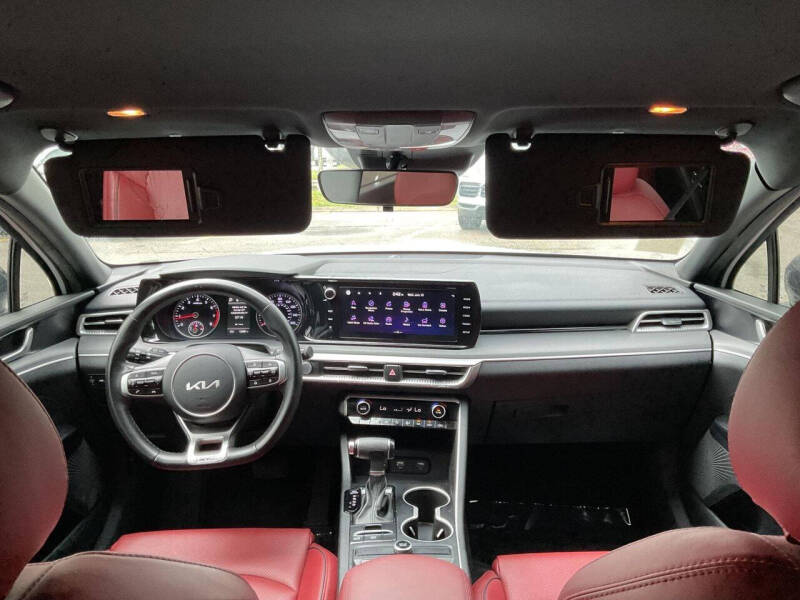 2023 Kia K5