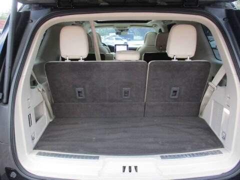 2019 Lincoln Navigator Select