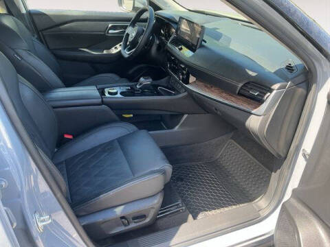 2024 Nissan Rogue Platinum