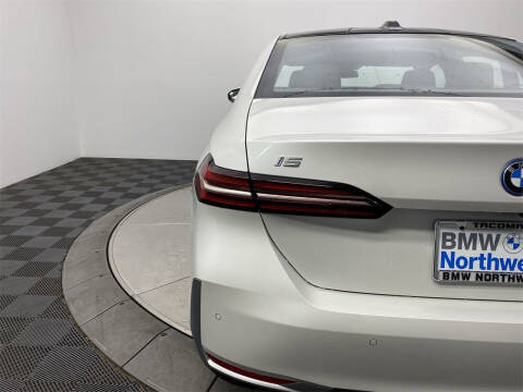 2024 BMW i5 eDrive40