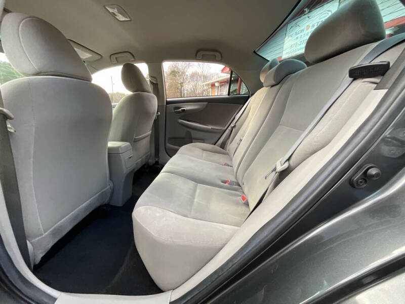 2013 Toyota Corolla LE