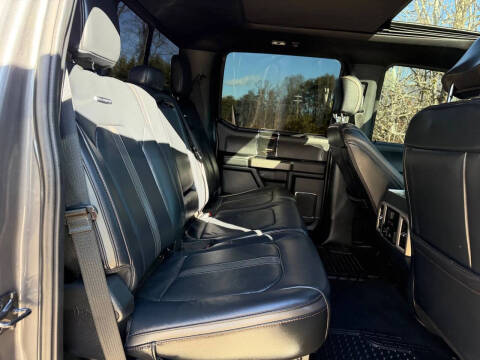 2022 Ford F-450 Super Duty Platinum