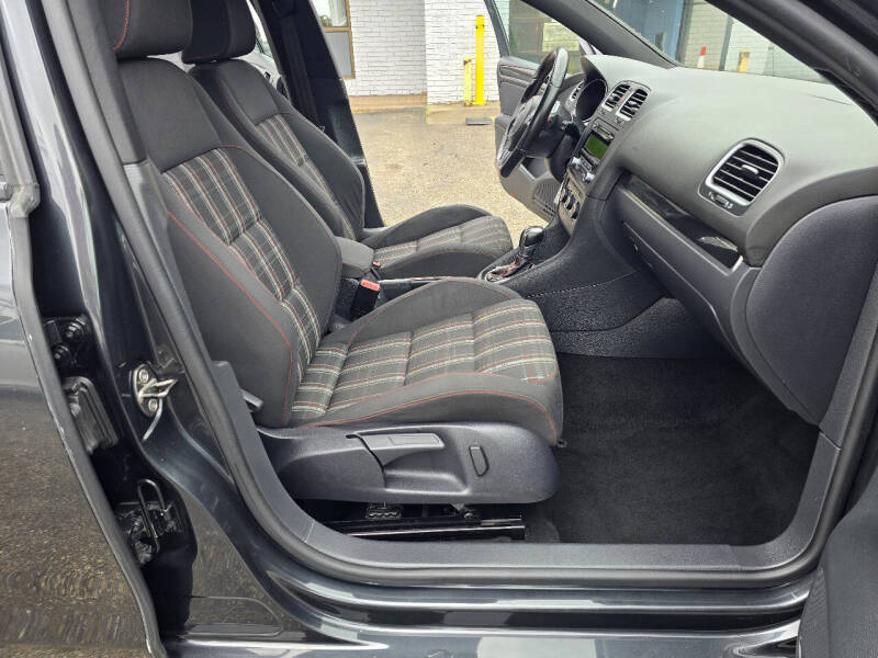 2013 Volkswagen GTI Base PZEV