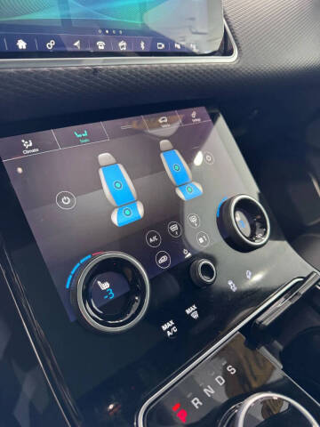 2019 Land Rover Range Rover Velar P250 R-Dynamic SE