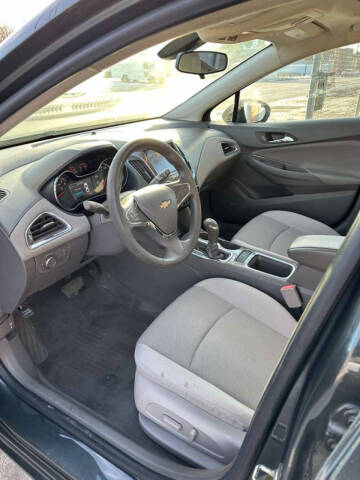 2018 Chevrolet Cruze LT Auto