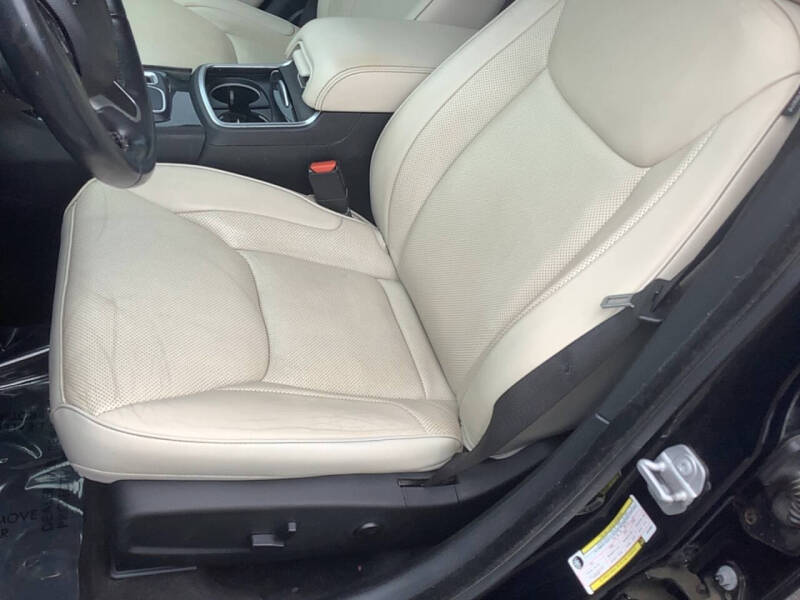 2018 Chrysler 300 Limited