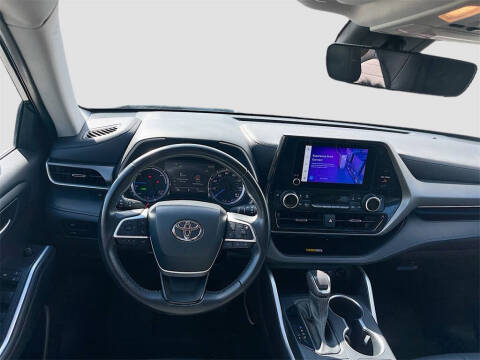 2023 Toyota Highlander Hybrid XLE