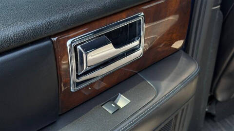2016 Lincoln Navigator L Select