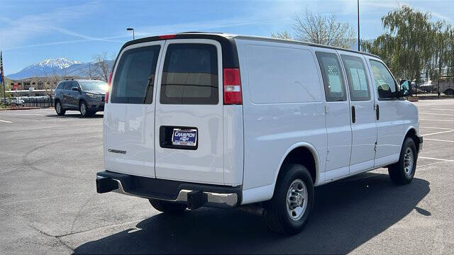 2024 Chevrolet Express 2500