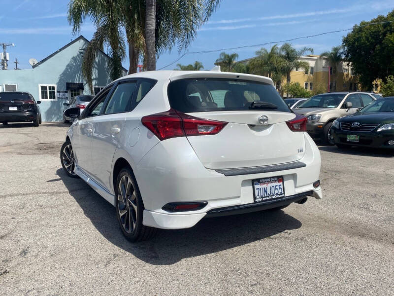 2016 Scion iM
