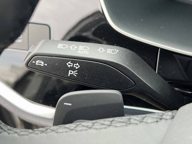 2025 Audi Q3 quattro S line Premium 45 TFSI