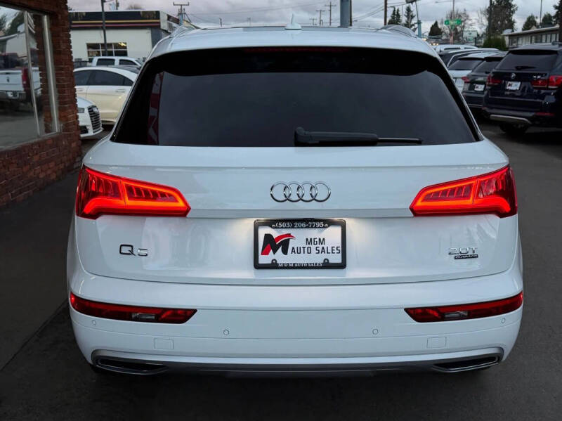 2018 Audi Q5 2.0T quattro Premium Plus