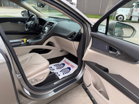 2017 Lincoln MKX Select