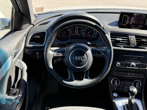 2017 Audi Q3 2.0T Premium Plus