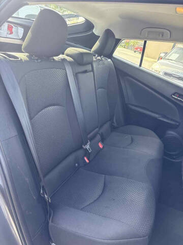 2021 Toyota Prius XLE