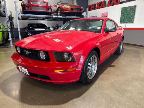 2005 Ford Mustang GT Premium