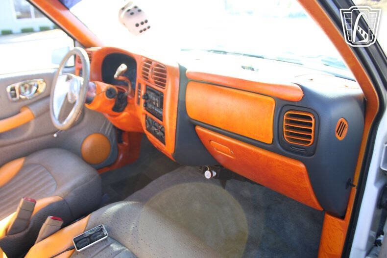 2000 Chevrolet S-10