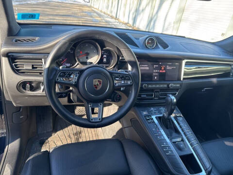 2019 Porsche Macan S