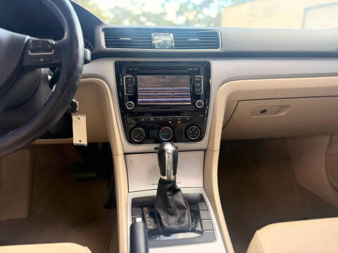 2013 Volkswagen Passat