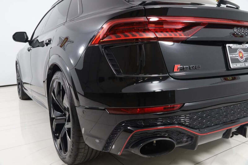 2023 Audi RS Q8 4.0T quattro