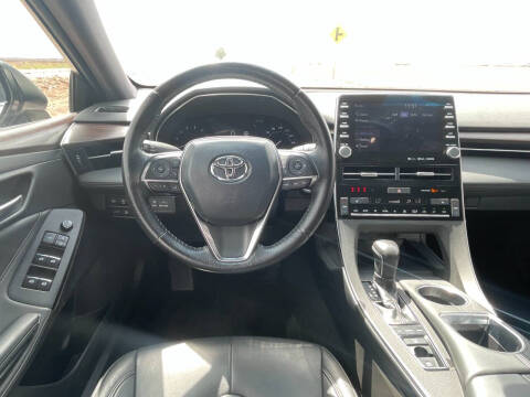 2020 Toyota Avalon XLE