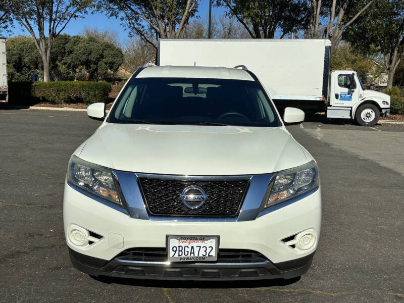 2016 Nissan Pathfinder S