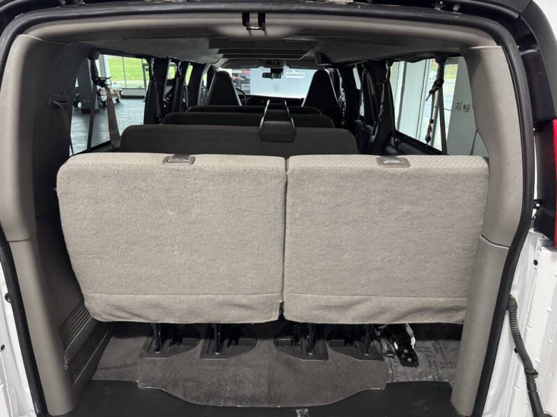 2024 Chevrolet Express LT 3500