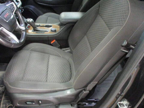 2018 GMC Acadia SLE-2