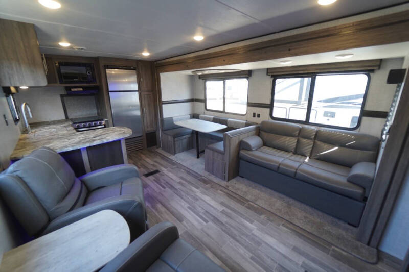 2022 Crossroads RV Zinger