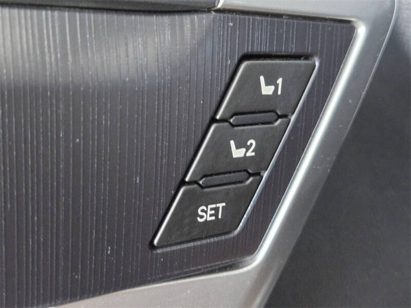 2024 Toyota Sequoia Capstone