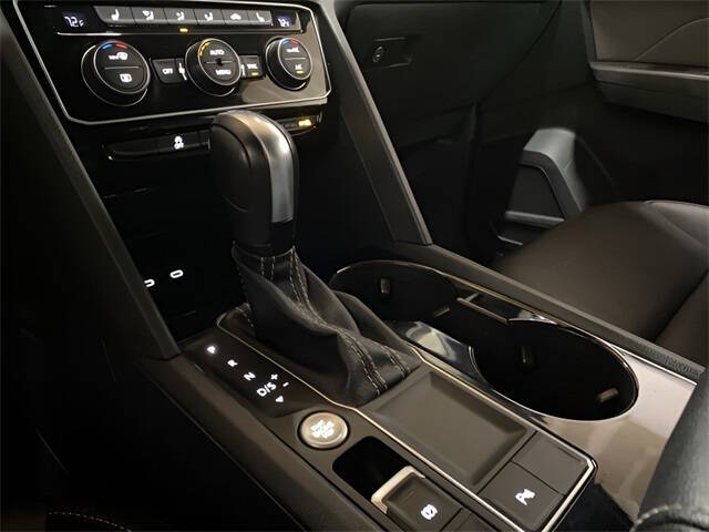 2022 Volkswagen Atlas Cross Sport V6 SE