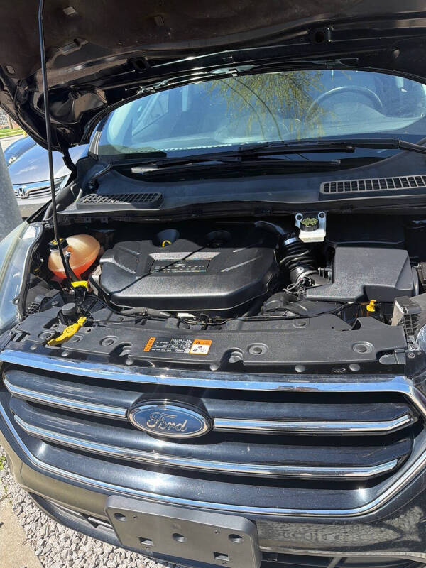 2017 Ford Escape SE - Photo 7