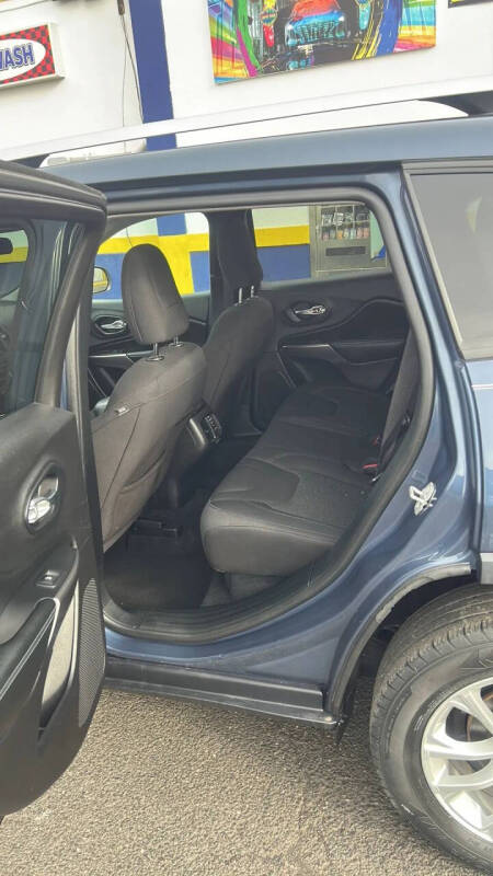 2020 Jeep Cherokee Latitude