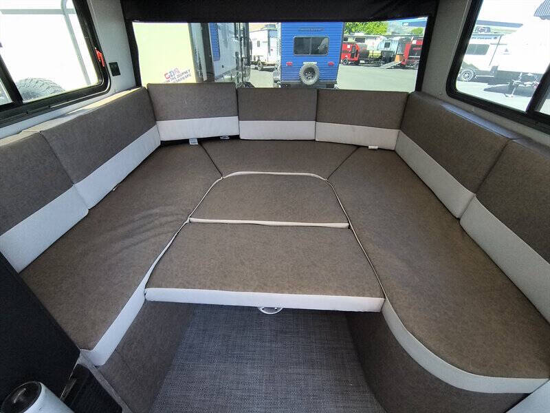 2024 inTech Trailers Dawn