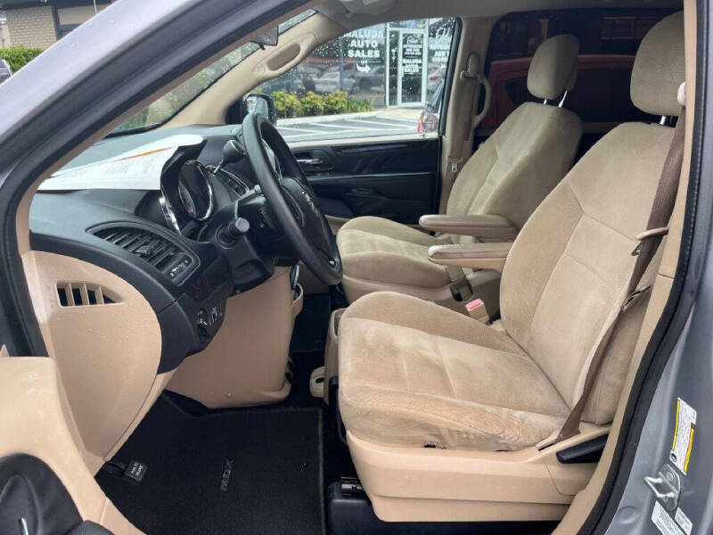 2014 Dodge Grand Caravan SE